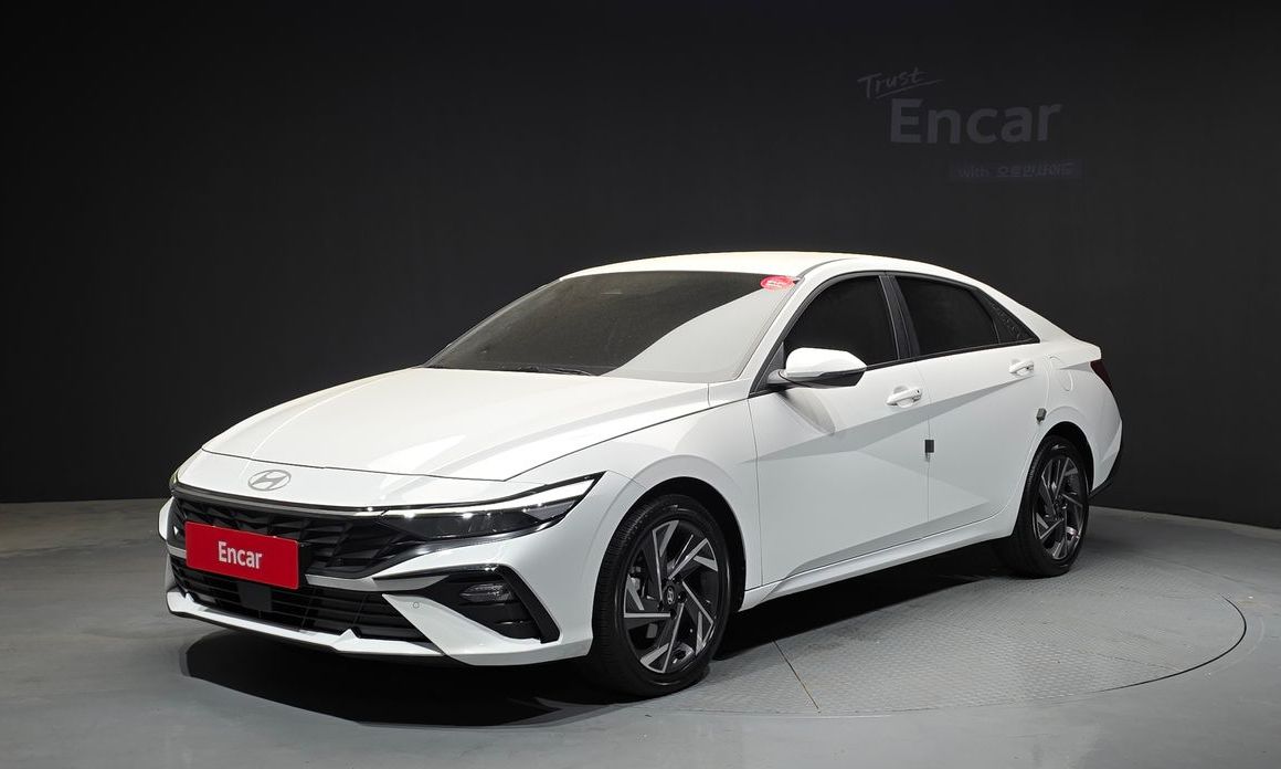 Hyundai AVANTE 2024