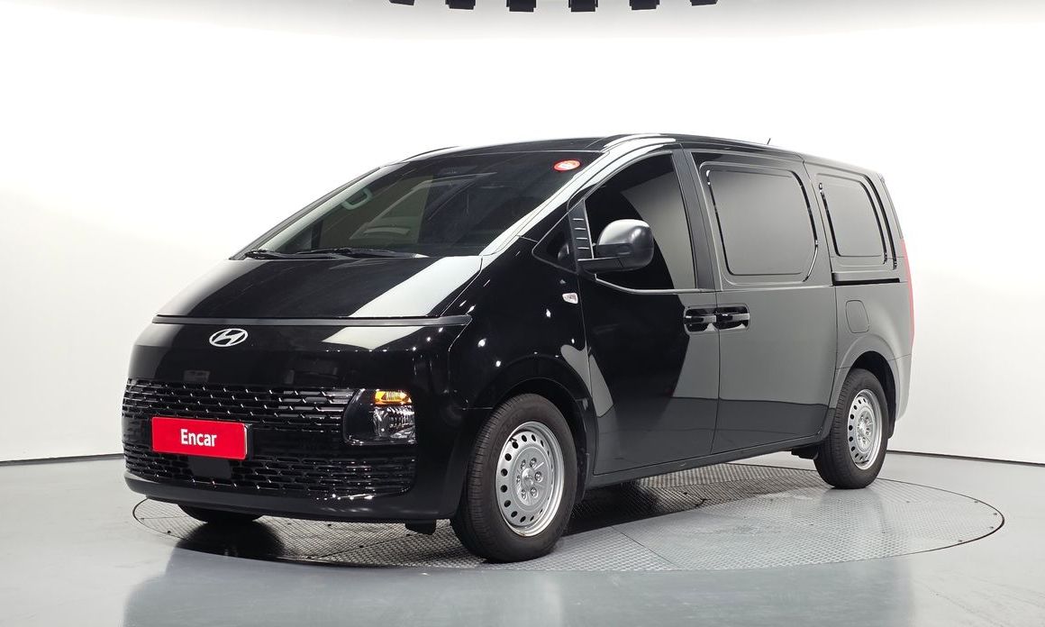 Hyundai Staria 2025