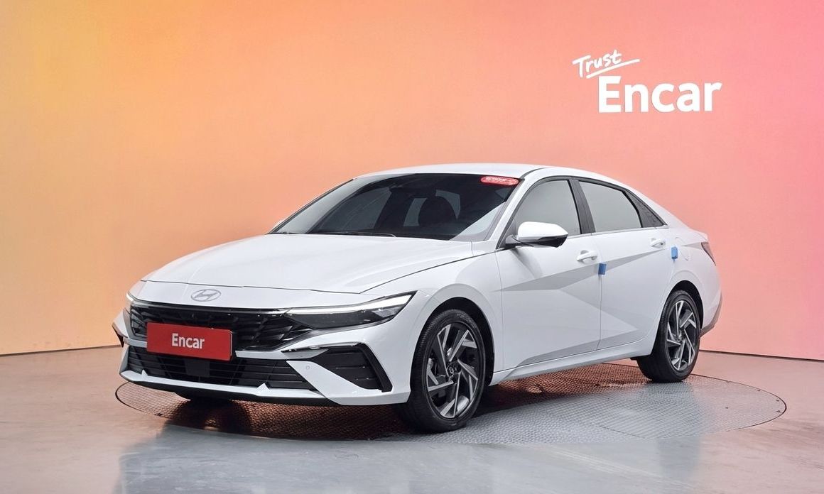 Hyundai AVANTE 2024