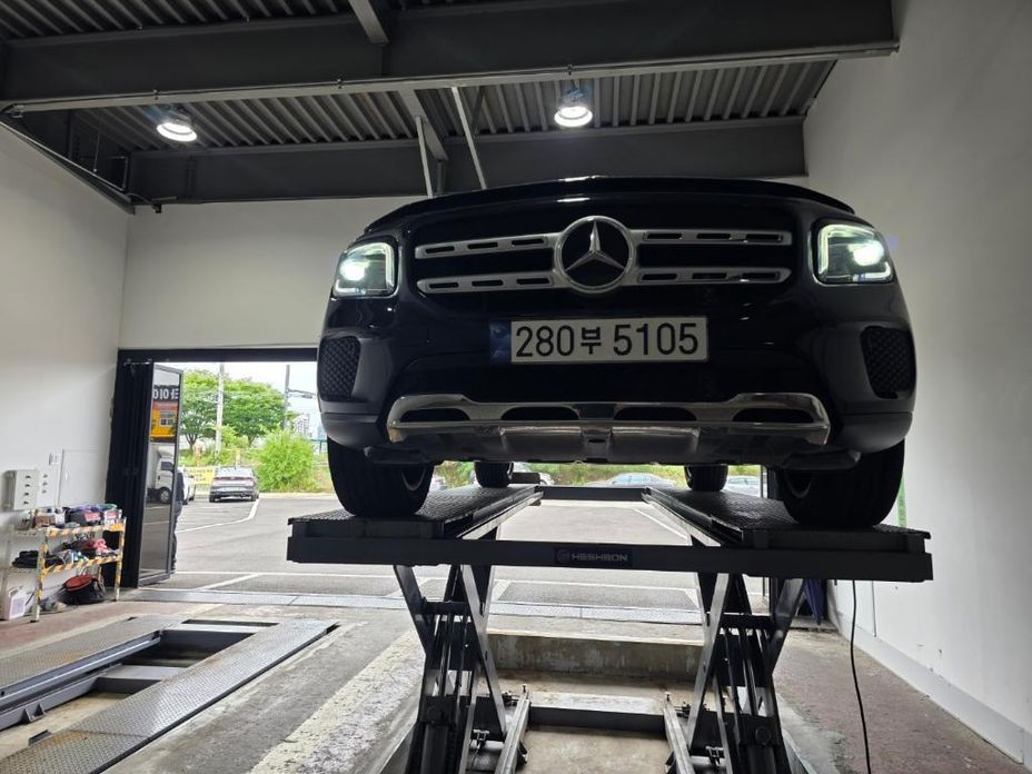 Mercedes-Benz GLB-Class 2020