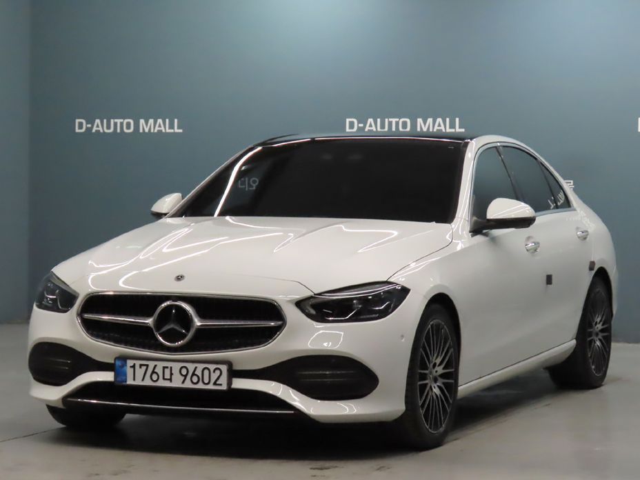 Mercedes-Benz C-Class 2024