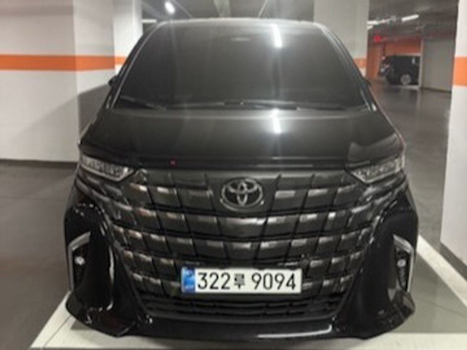 Toyota Alphard 2025