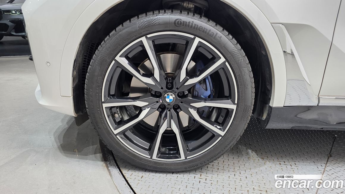 BMW X7 2022