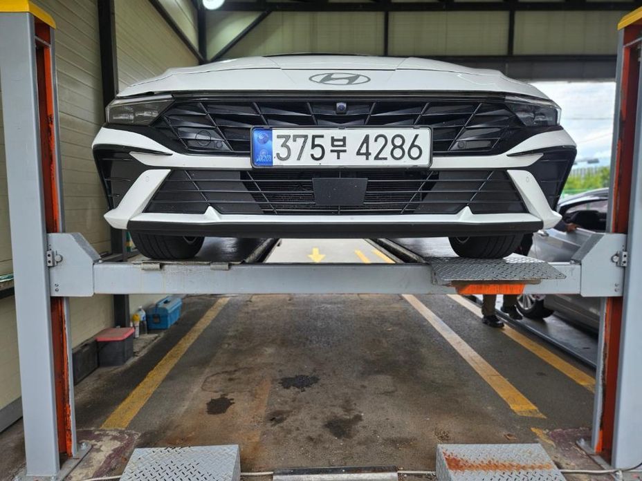 Hyundai AVANTE 2024