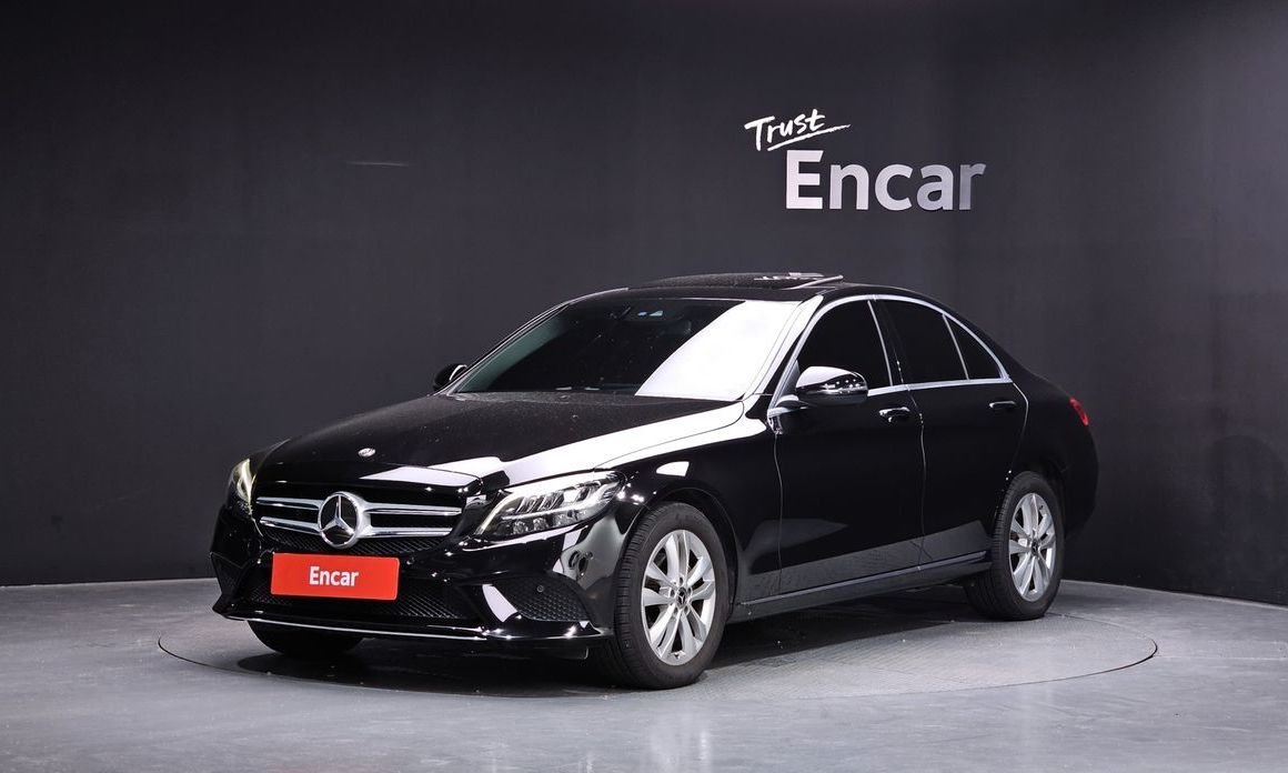 Mercedes-Benz C-Class 2020