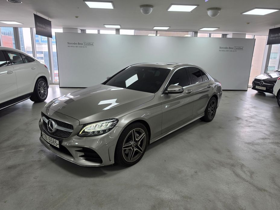 Mercedes-Benz C-Class 2019