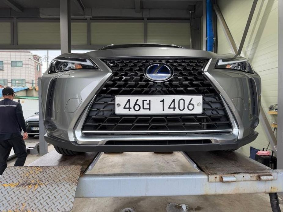 Lexus UX 2019