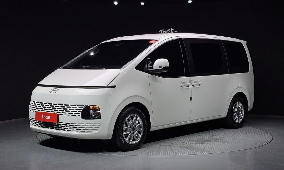 Hyundai Staria 2025