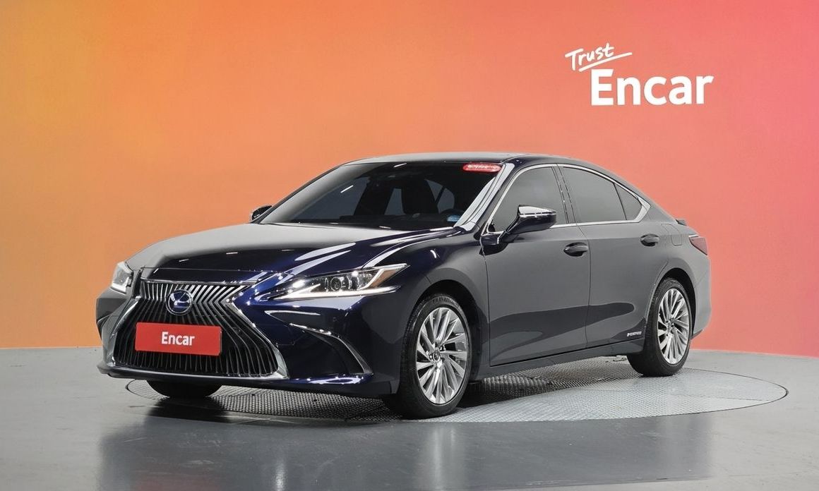 Lexus ES 2021