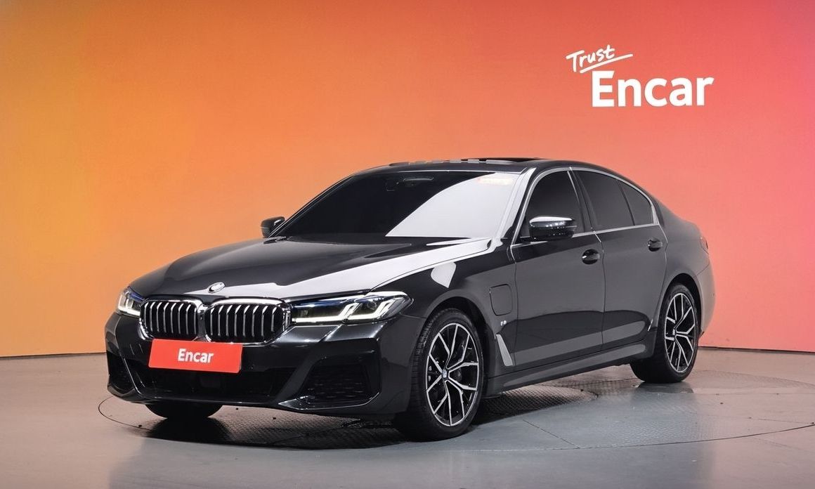 BMW 5-Series 2021