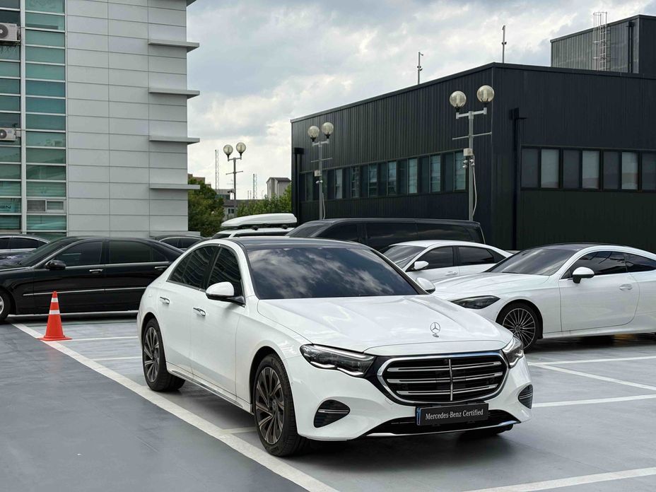 Mercedes-Benz E-Class 2026