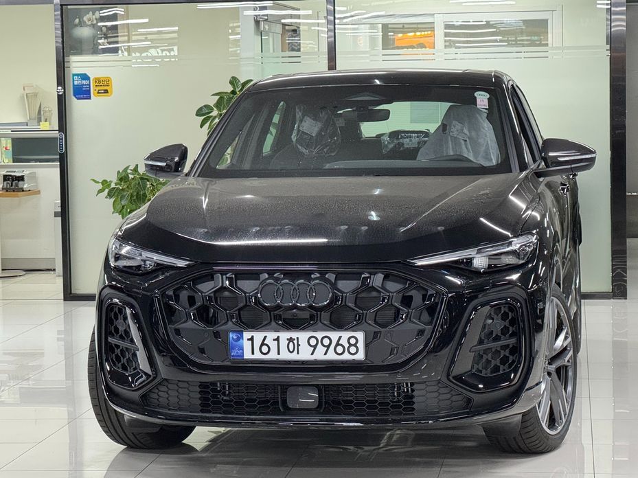 Audi Q5 2025