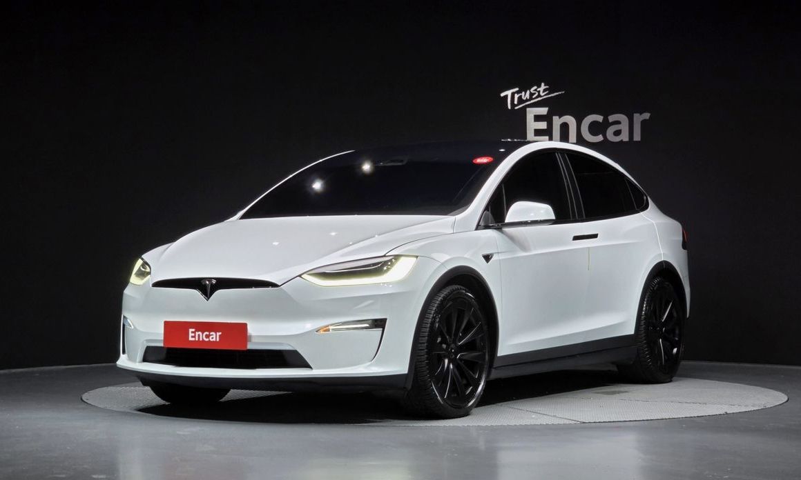 Tesla Model X 2023