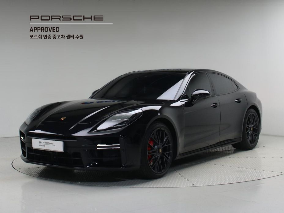Porsche Panamera 2025