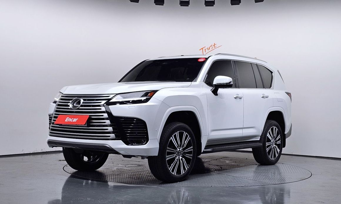 Lexus LX 2025