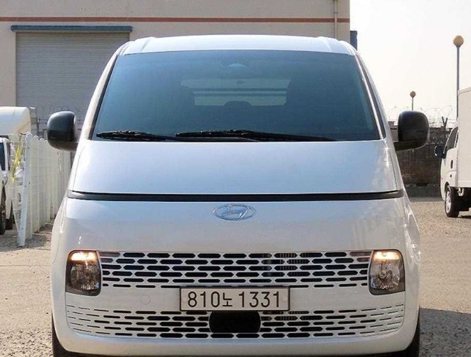 Hyundai Staria 2023