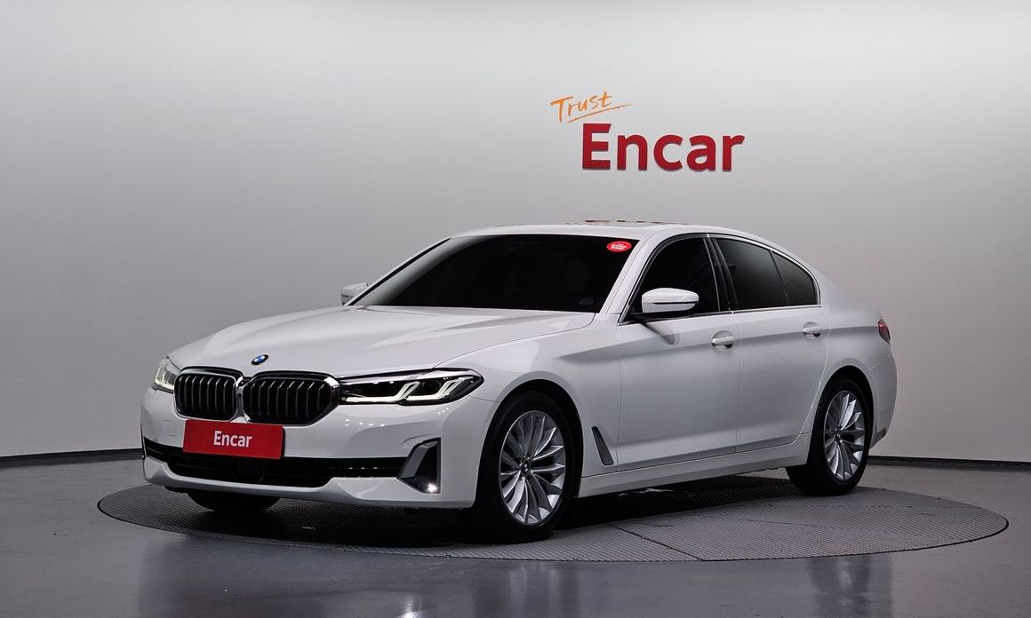 BMW 5-Series 2021