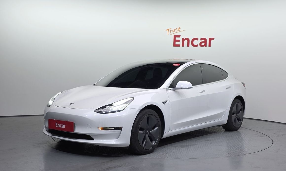 Tesla Model 3 2020