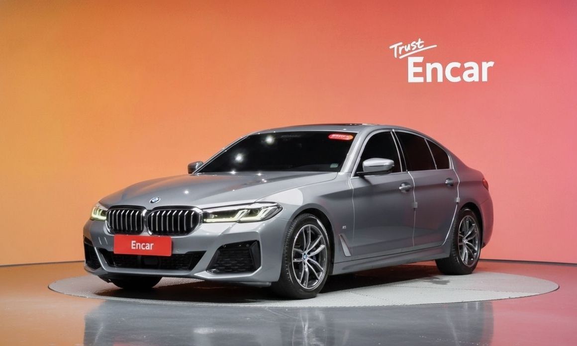 BMW 5-Series 2023