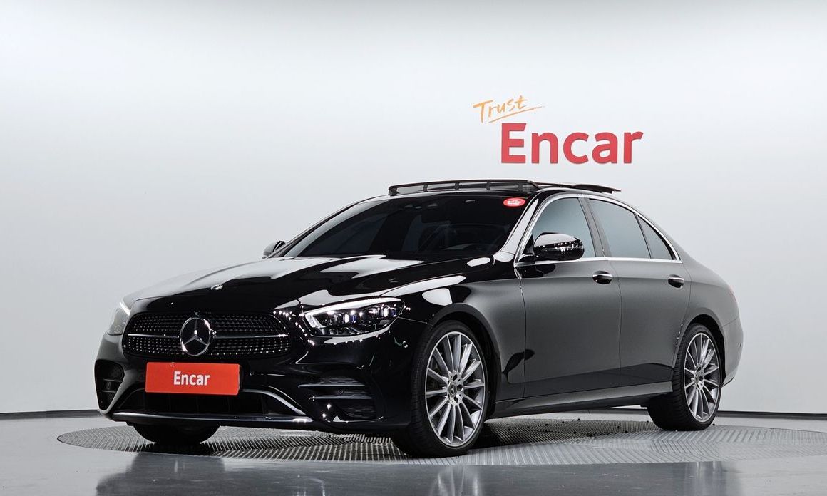 Mercedes-Benz E-Class 2022