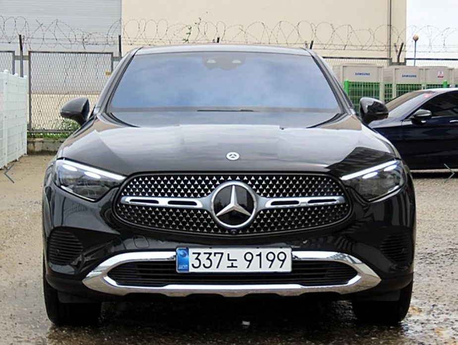 Mercedes-Benz GLC-Class 2025