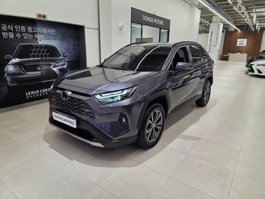 Toyota RAV4 2025