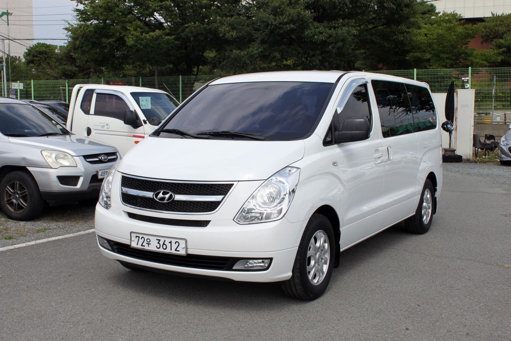 Hyundai Starex 2016