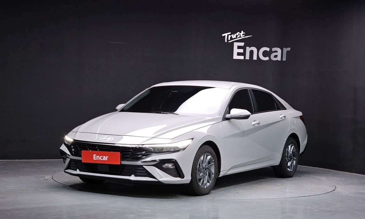 Hyundai AVANTE 2025