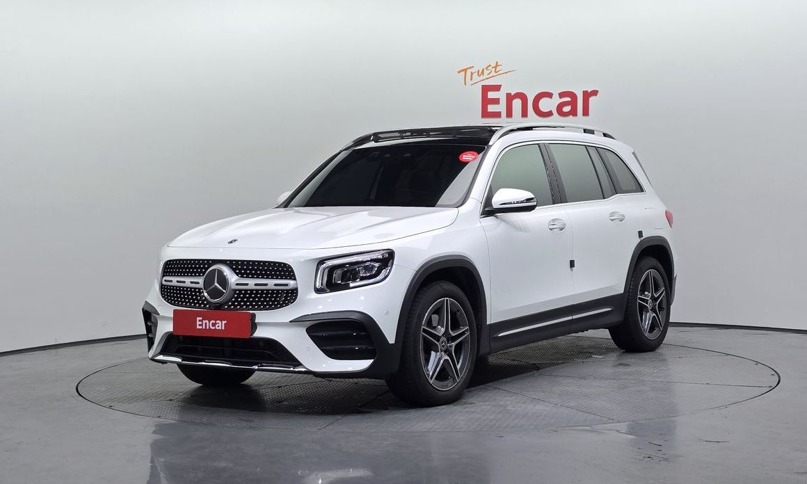 Mercedes-Benz GLB-Class 2023