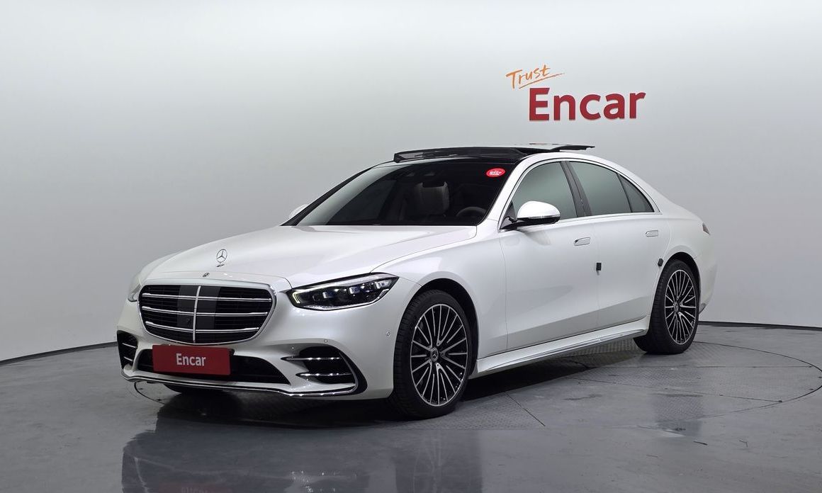 Mercedes-Benz S-Class 2023