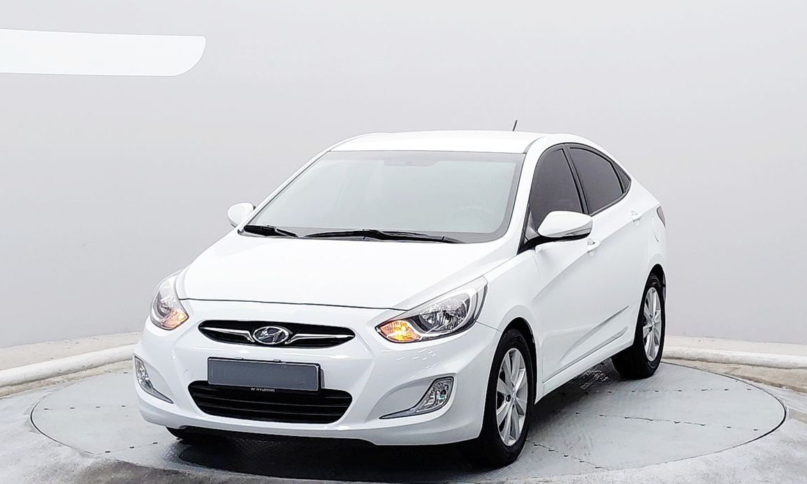Hyundai Accent 2012