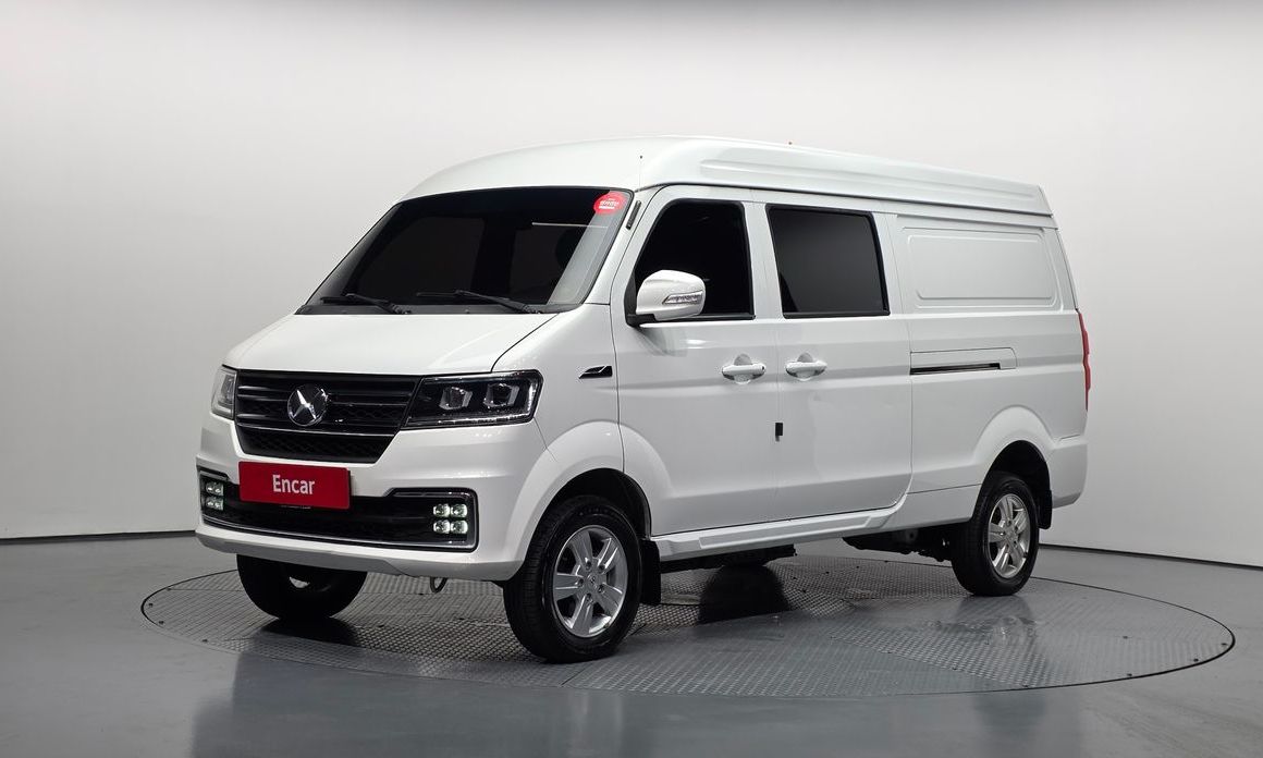 Xin yuan ET Van 2023