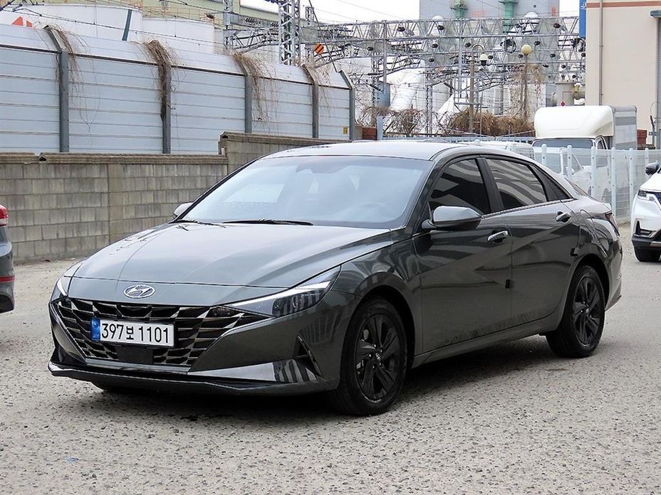 Hyundai AVANTE 2023
