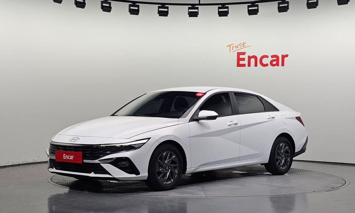 Hyundai AVANTE 2024