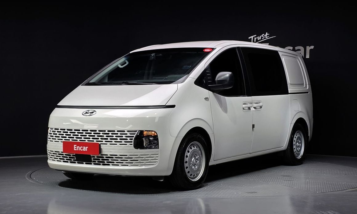 Hyundai Staria 2022