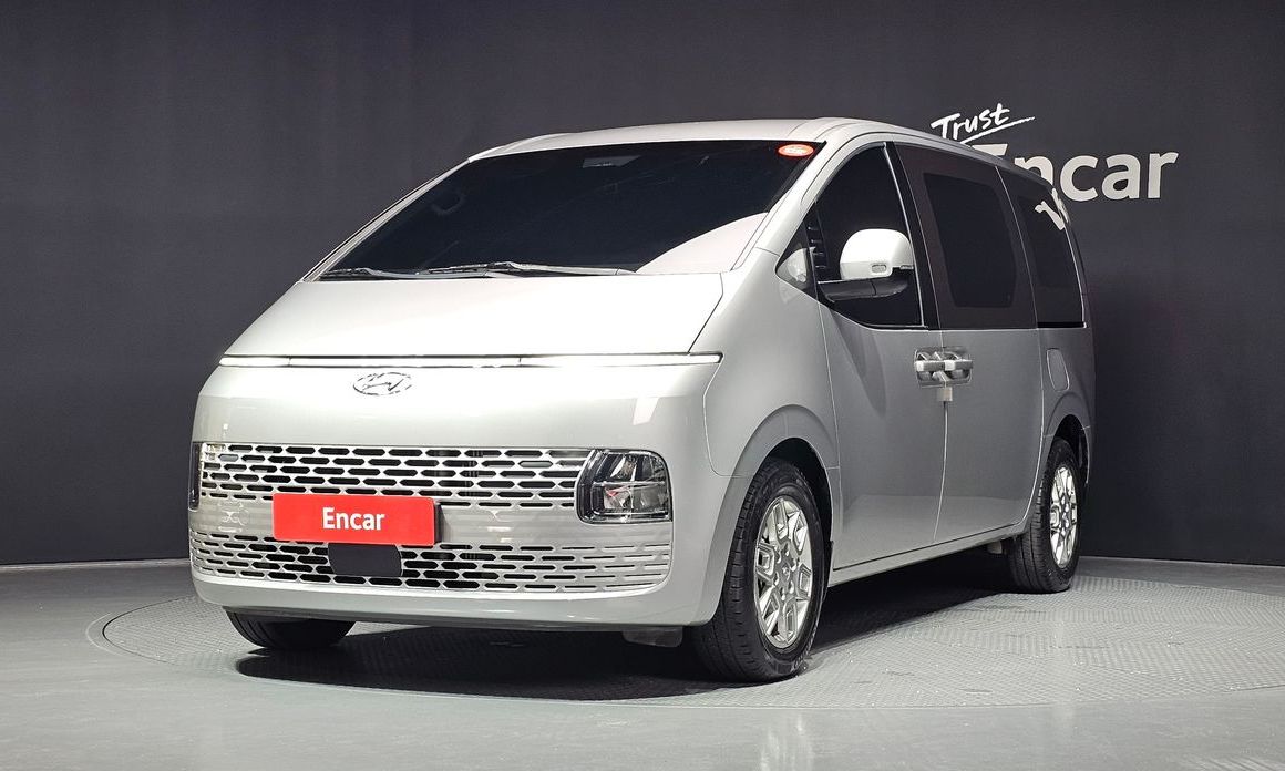 Hyundai Staria 2023