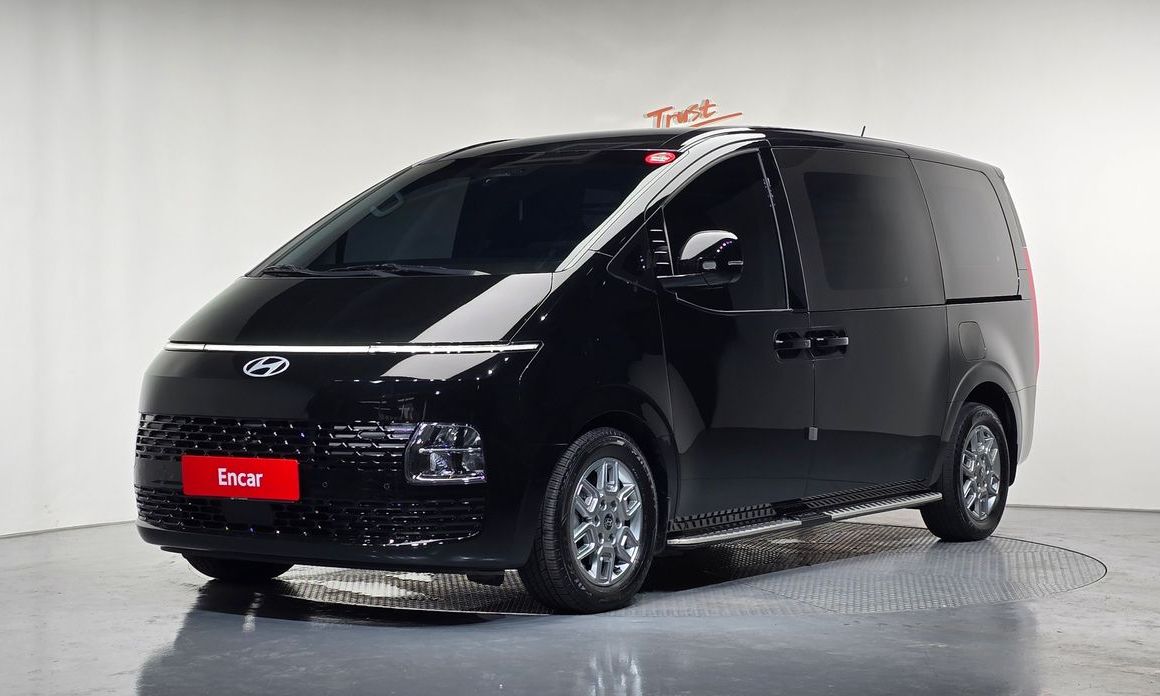 Hyundai Staria 2025