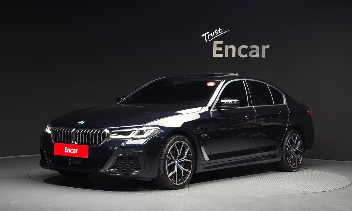 BMW 5-Series 2022