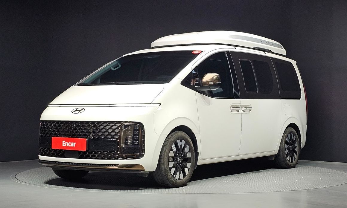 Hyundai Staria 2025