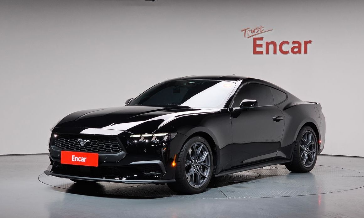 Ford Mustang 2024