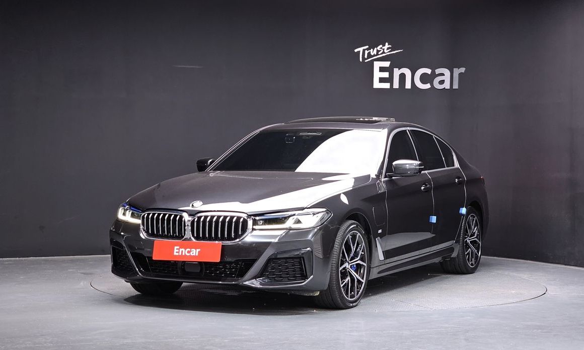 BMW 5-Series 2021