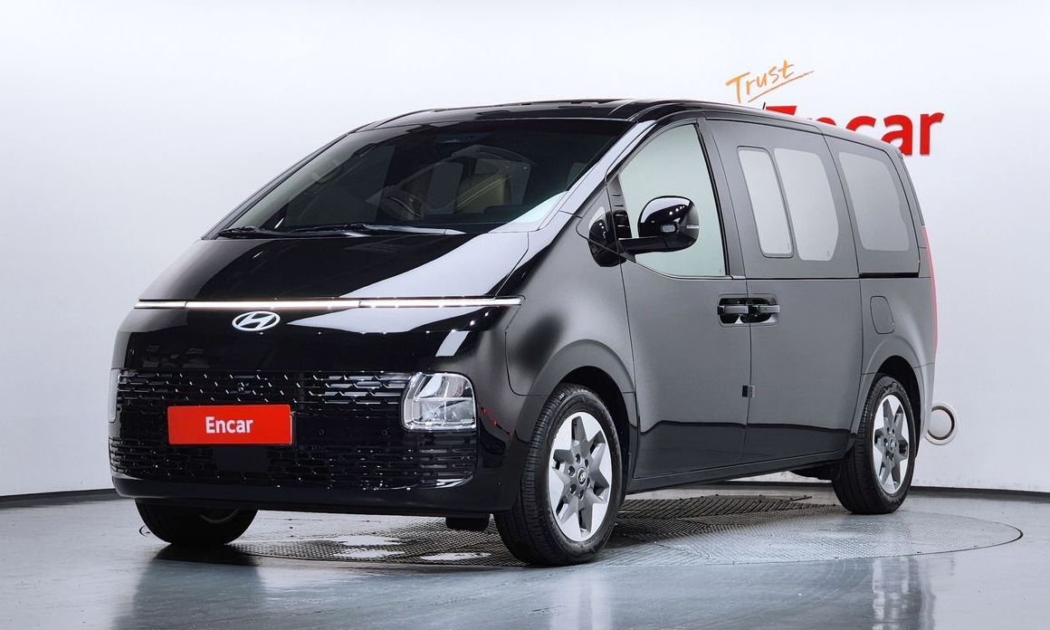 Hyundai Staria 2025