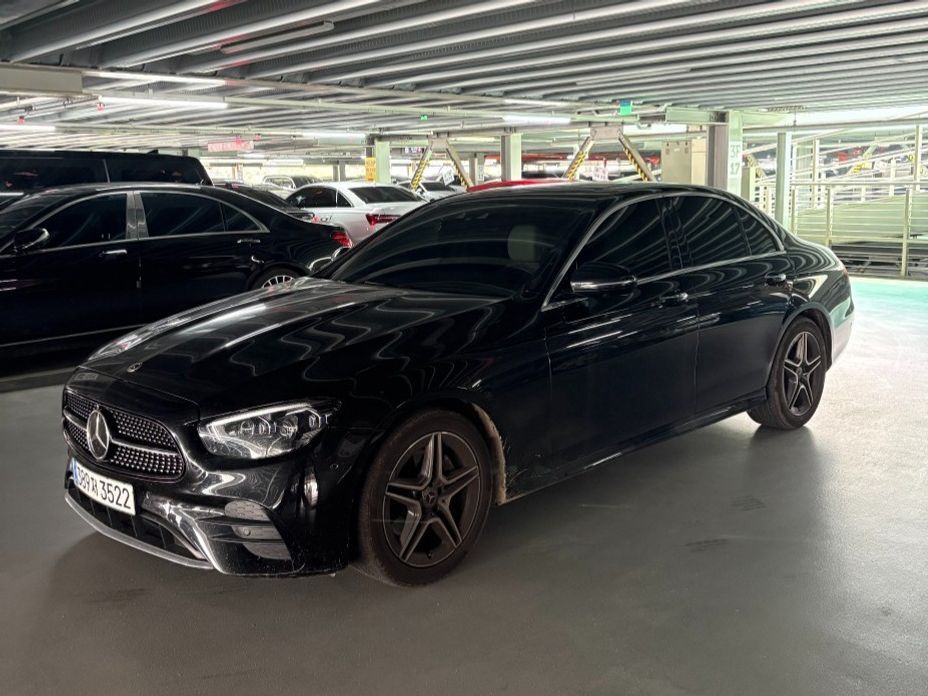 Mercedes-Benz E-Class 2023