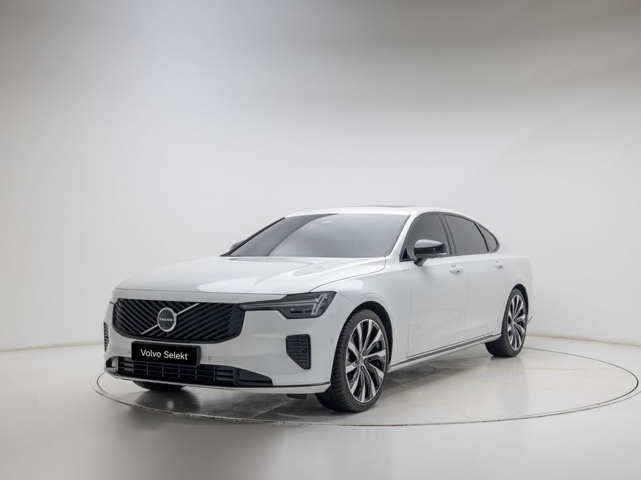 Volvo S90 2026