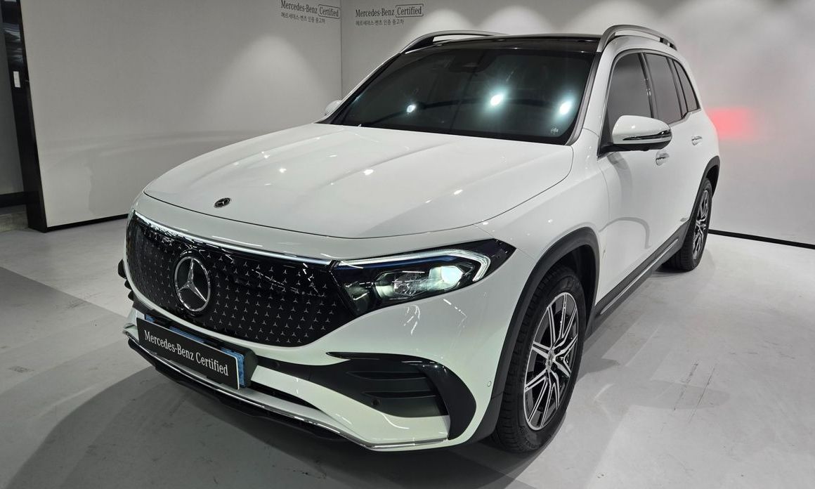 Mercedes-Benz EQB 2026