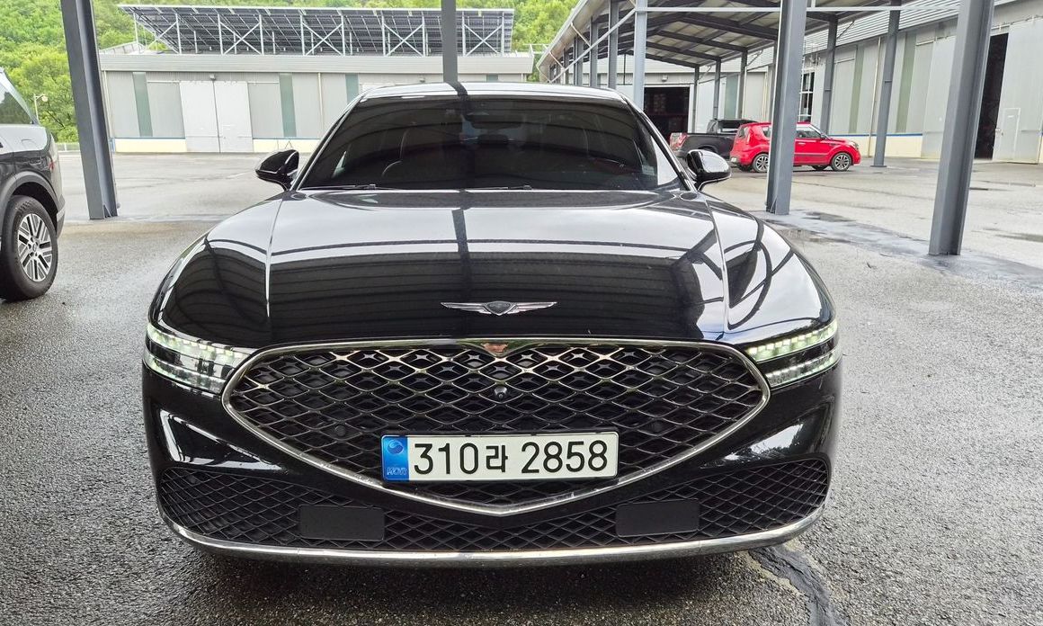 Genesis G90 2023