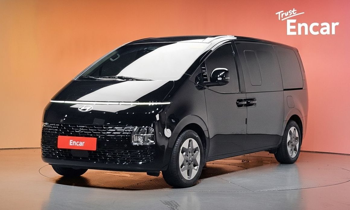 Hyundai Staria 2025