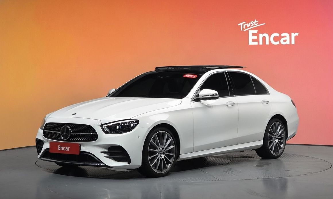 Mercedes-Benz E-Class 2022