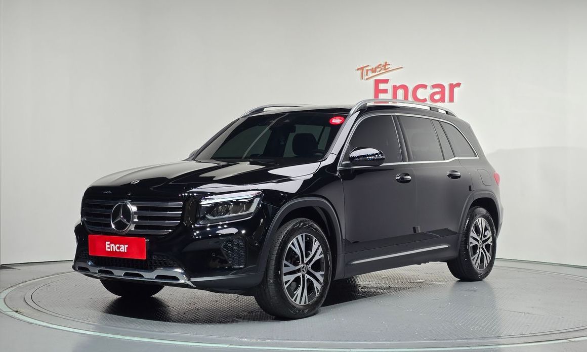 Mercedes-Benz GLB-Class 2024