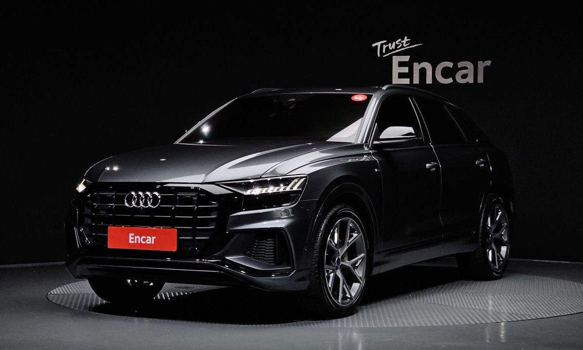 Audi Q8 2023